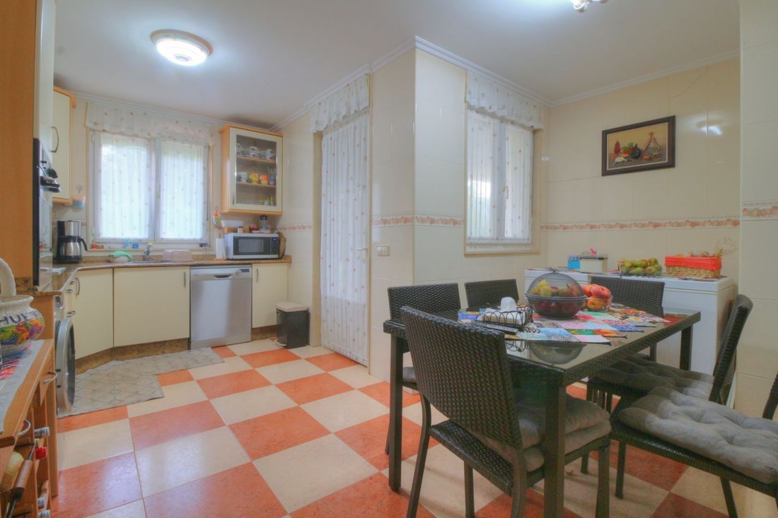 Chalet in Cabezon de la Sal, Cantabria, Spain 4 - 19058836