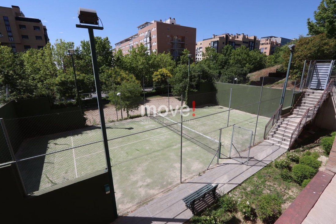 Chalet en Carabanchel, Madrid, España 2 - 19058852