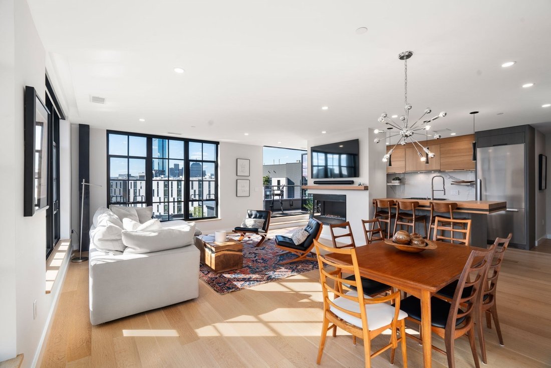 Condo in Boston, Massachusetts, United States 3 - 19058971