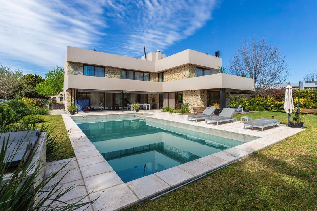 Casa en Funes, Santa Fe, Argentina 1 - 19059078