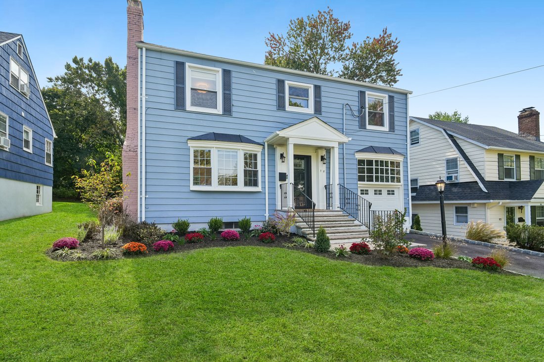 House in West Orange, New Jersey, United States 2 - 19059047