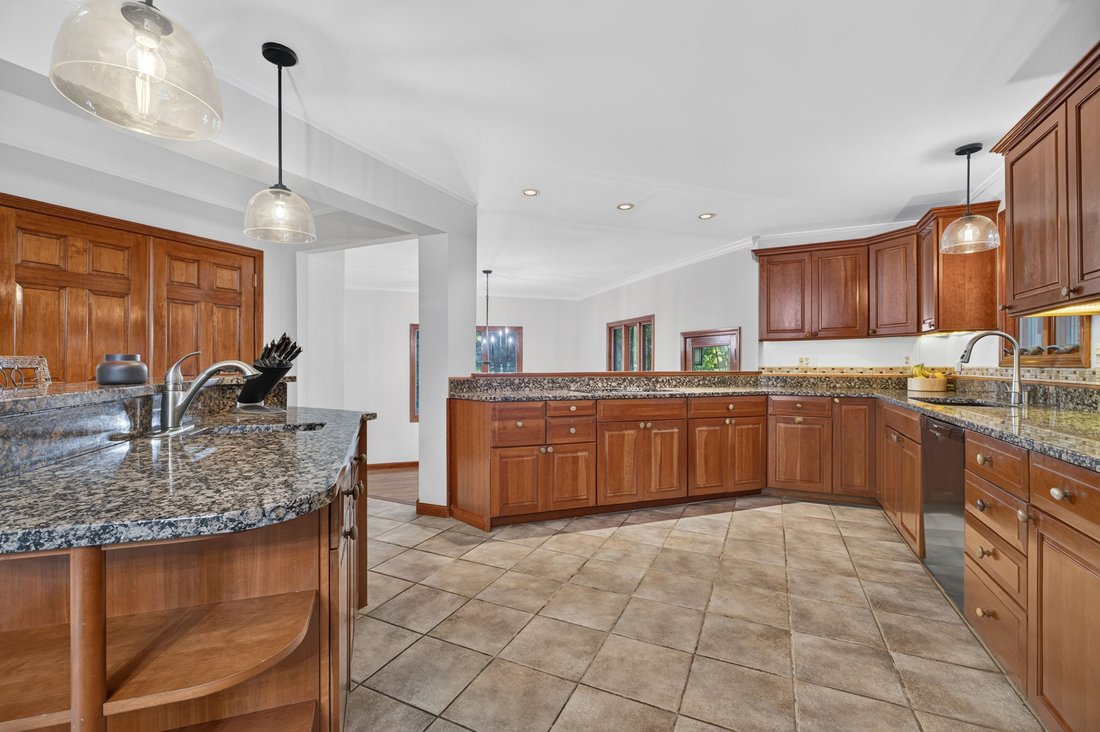 House in Old Saybrook, Connecticut, United States 5 - 19058957