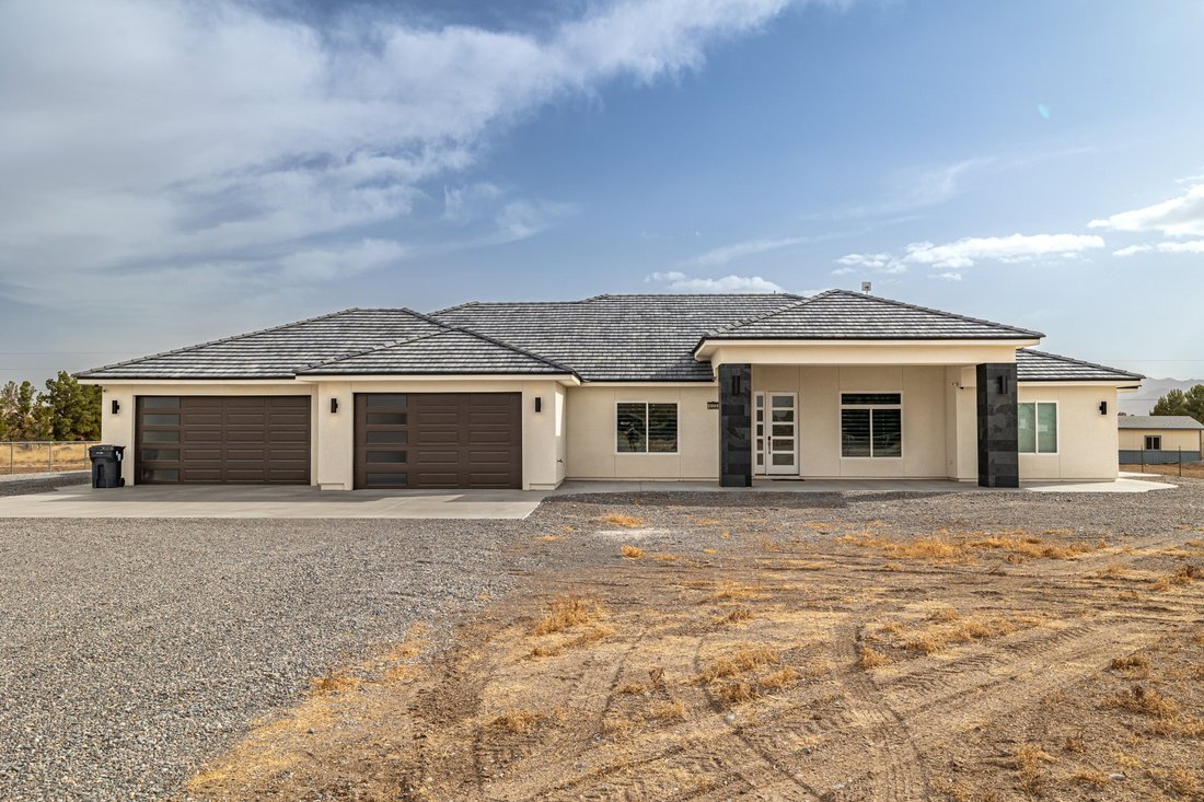 House in Pahrump, Nevada, United States 1 - 19058948