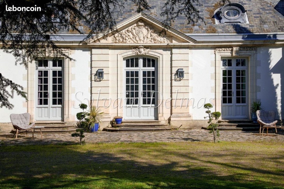Château à Saint-Avertin, Centre-Val de Loire, France 5 - 19060354