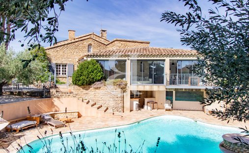 Country House in Cairanne, Provence-Alpes-Côte d'Azur, France 1