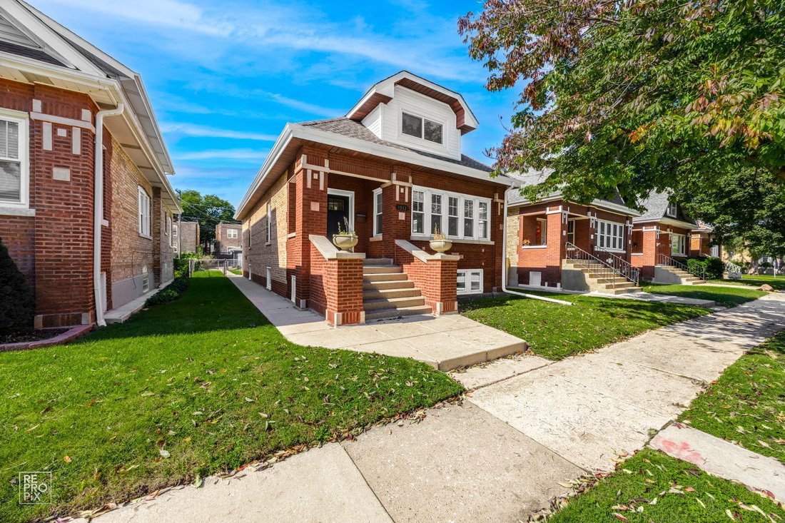 House in Berwyn, Illinois, United States 1 - 19063270