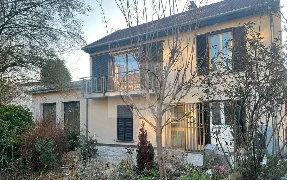 Maison à La Prairie des Presles, Le Perreux-sur-Marne, France 1 - 14424928