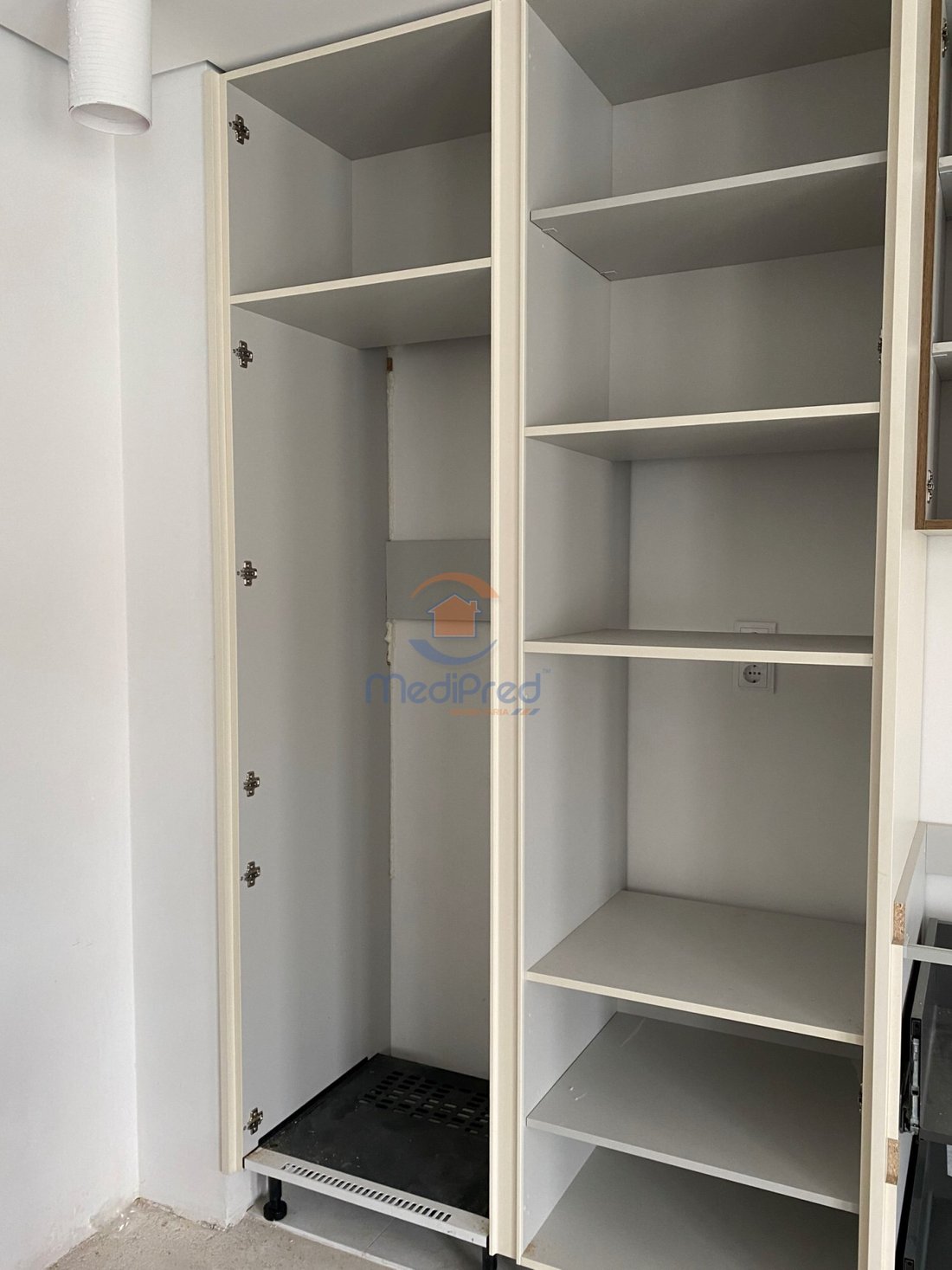 Apartment in Ramada e Canecas, Lisbon, Portugal 3 - 19060702