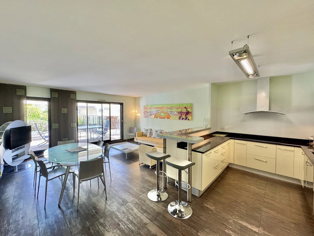 Apartment in La Californie, Cannes, France 1 - 19060592