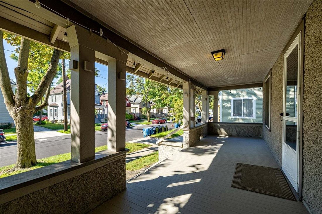 Casa en Ann Arbor, Míchigan, Estados Unidos 2 - 19063373