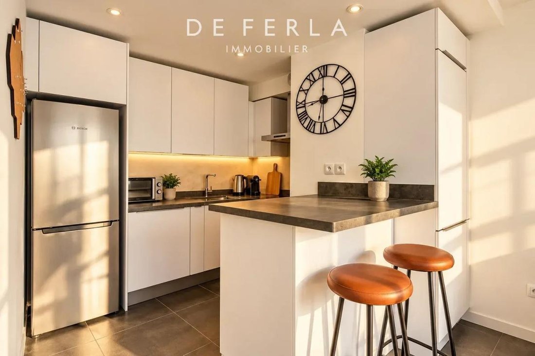 Apartment in Violet Commerce, Paris 15e Arrondissement, Paris 4 - 18882495