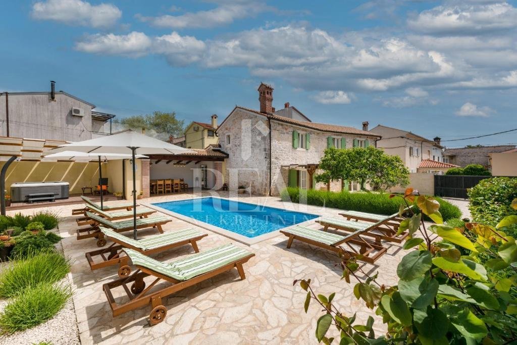 Haus in Peruški, Gespanschaft Istrien, Kroatien 1 - 19063989