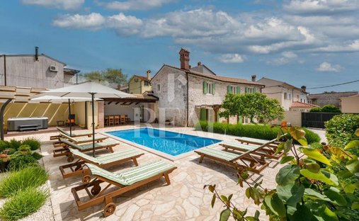 House in Peruski, Istria County, Croatia 1