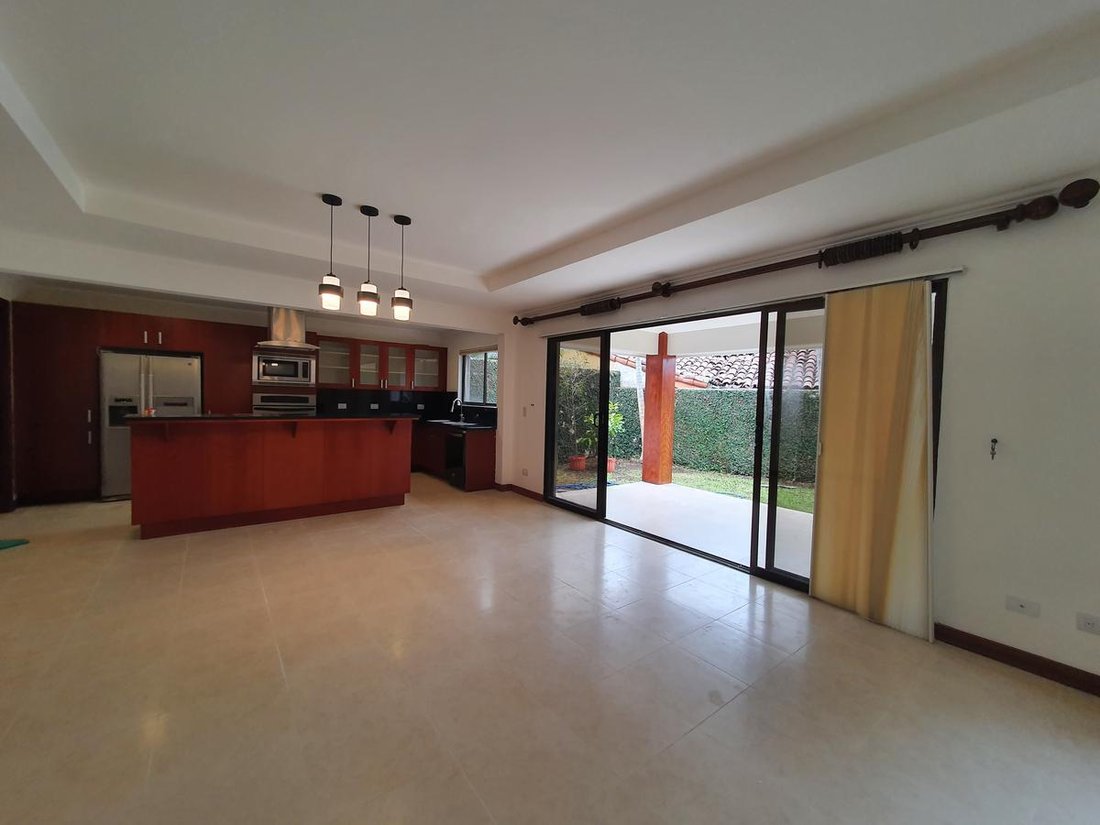 Condominio en Escazú, San José, Costa Rica 1 - 19061913