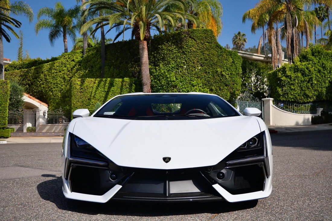 Coupe in West Hollywood, CA, United States 5 - 19061367
