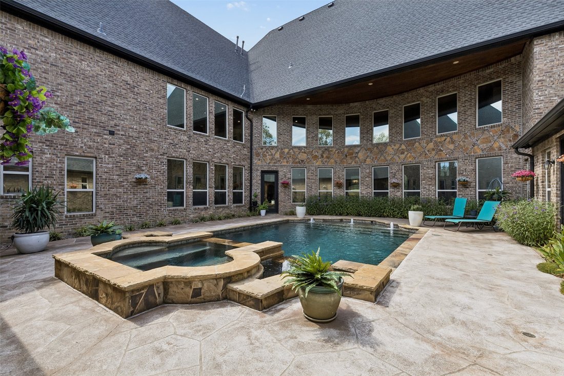 House in Grapevine, Texas, United States 3 - 19060968