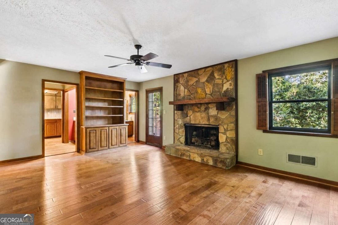 House in Roswell, Georgia, United States 2 - 19063158