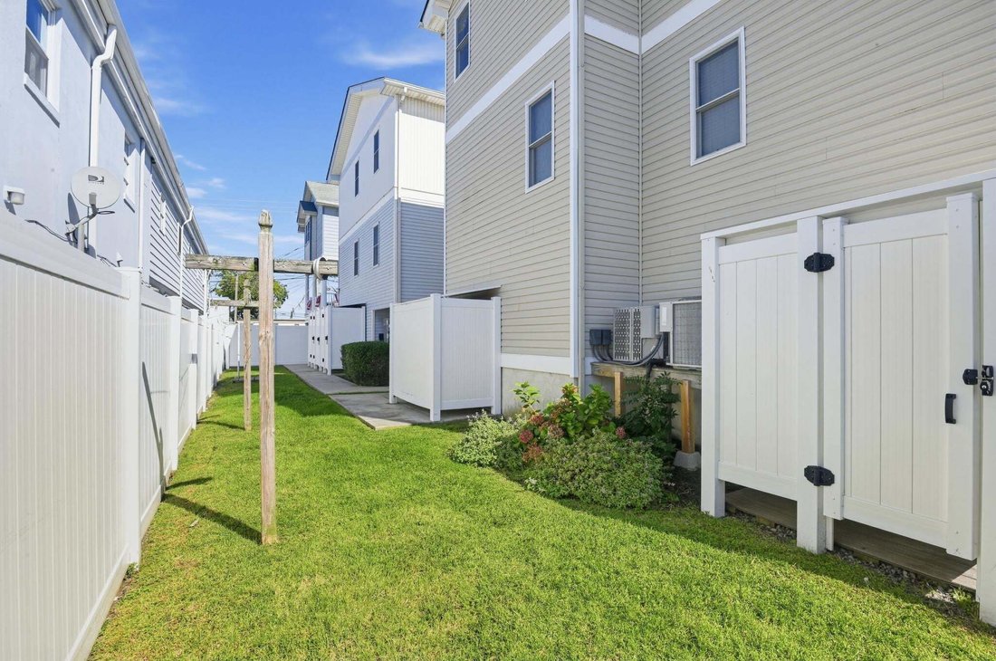 Condo in Wildwood, New Jersey, United States 4 - 19059372