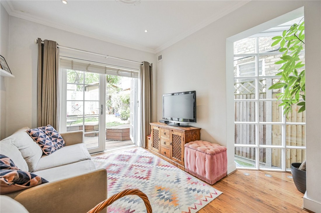 Haus in Bounds Green, Haringey, England 3 - 19062761