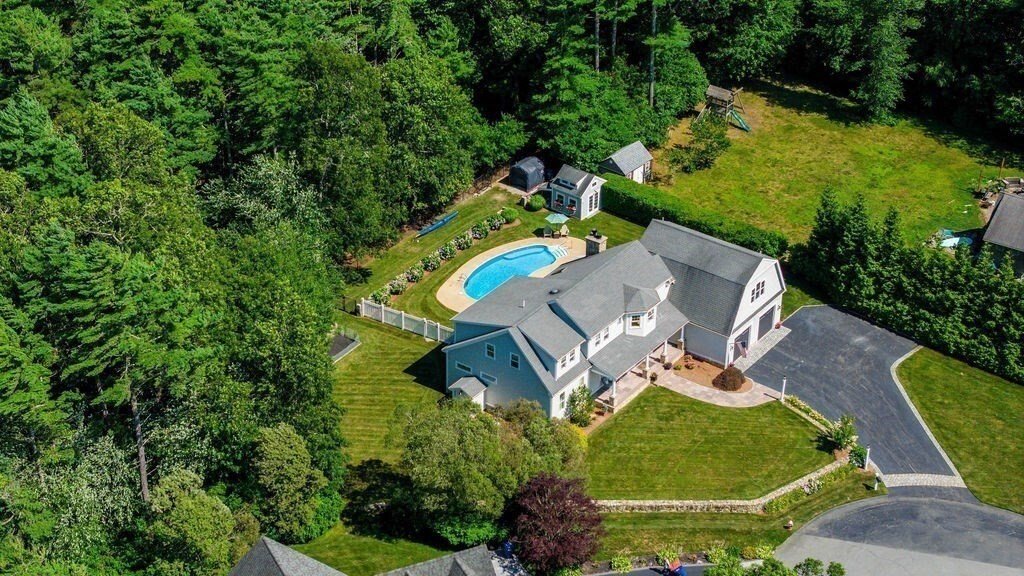 House in Mattapoisett, Massachusetts, United States 2 - 19065416