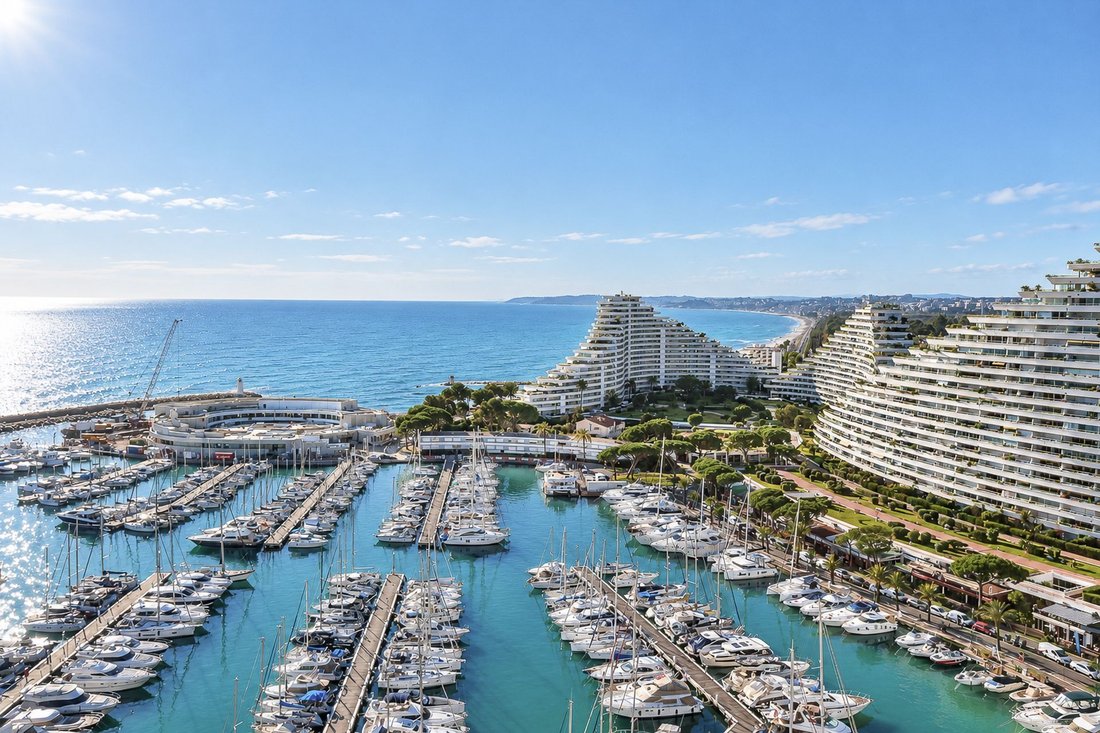 Apartamento en Pueblo, Villeneuve-Loubet, Francia 1 - 18645223