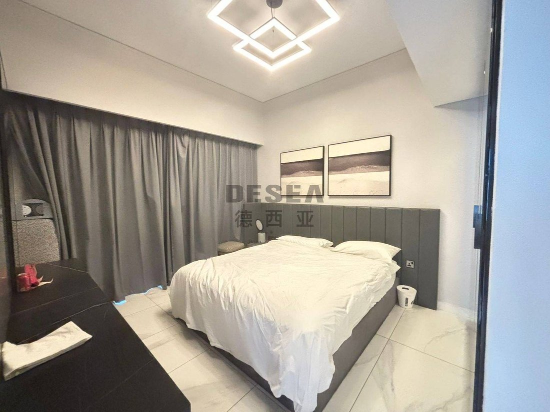 Apartamento en Business Bay, Dubái, Emiratos Árabes Unidos 2 - 19060255