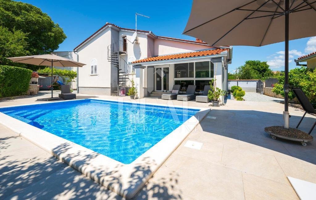 Casa en Vodnjan, Istria, Croacia 1 - 19063986