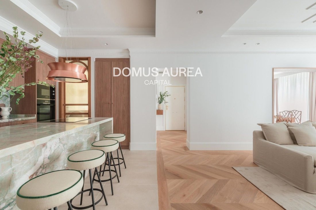 Wohnung in Chamberí, Madrid, Spanien 4 - 19060093