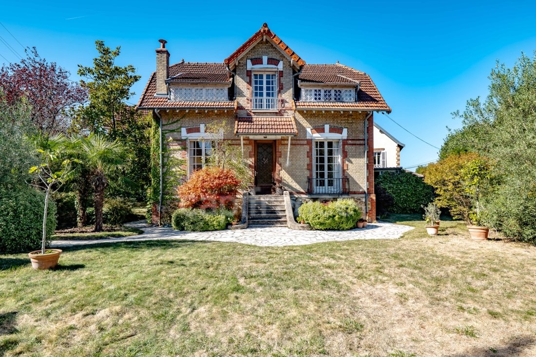 House in Le Chesnay, Le Chesnay-Rocquencourt, France 2 - 19060531