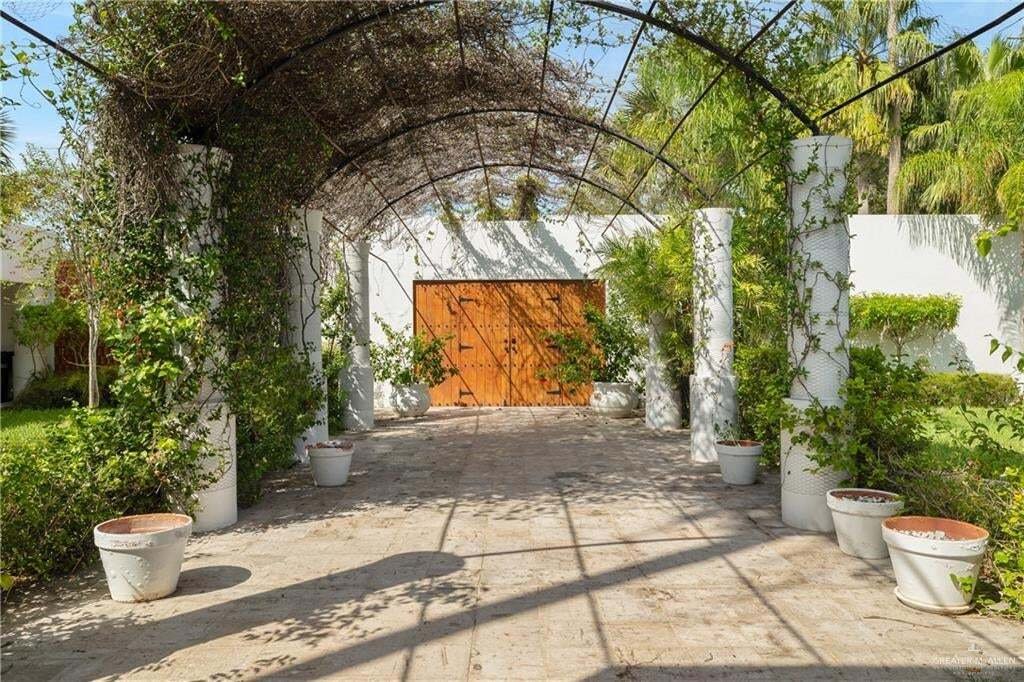House in McAllen, Texas, United States 3 - 19062435