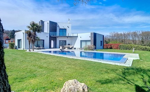 House in Pujaudran, Occitania, France 1