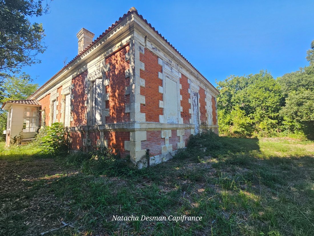 House in Soulac-sur-Mer, Nouvelle-Aquitaine, France 1 - 19060524