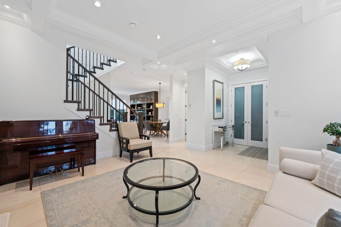 House in Vancouver, British Columbia, Canada 4 - 19065579