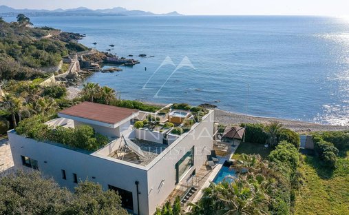 Villa in Counillier Valescure, Frejus, France 1