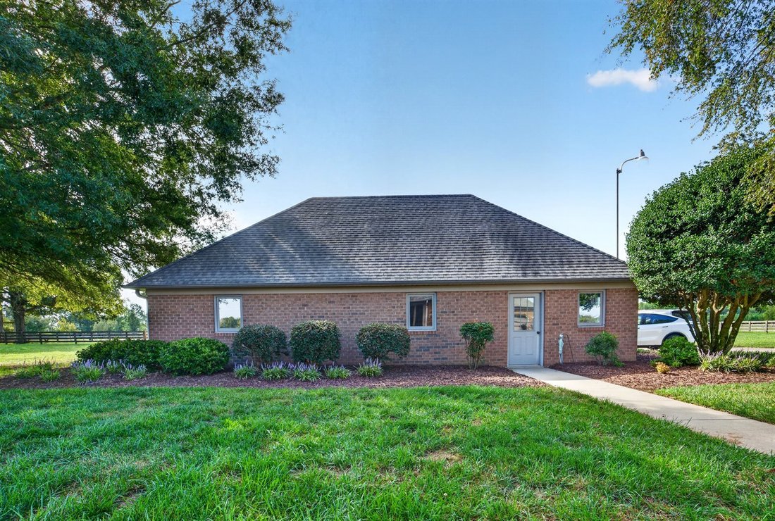 House in Elon, North Carolina, United States 5 - 19065410