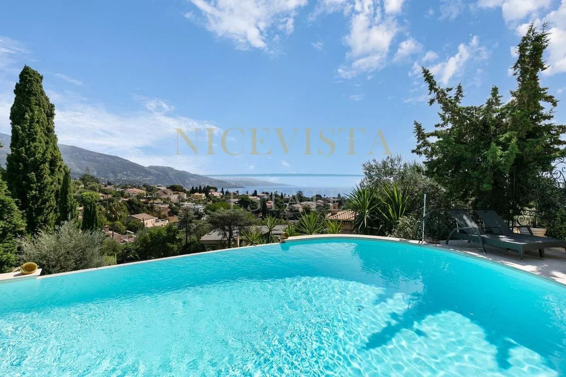 Villa à Village-Cros de Caste-Coupiere-Mont Gros, Roquebrune-Cap-Martin, France 1 - 17146162