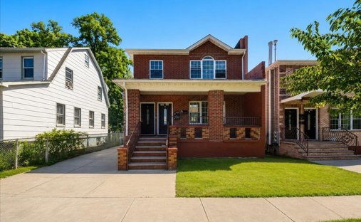 House in New York, New York, United States 1