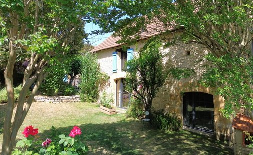 Maison en Arrondissement de Sarlat-la-Canéda, Nouvelle-Aquitaine, France 1
