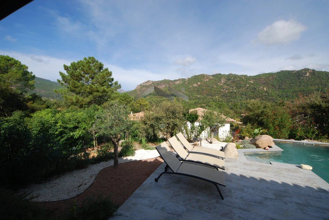 Villa in Zonza, Corsica, France 3 - 19060650