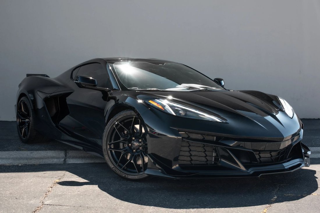 Coupe in Costa Mesa, CA, United States 5 - 19064669
