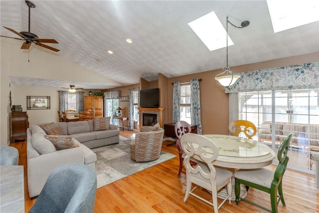Casa a Cranston, Rhode Island, Stati Uniti 4 - 19062473