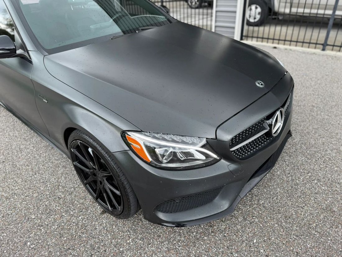 Sedan in Ruskin, FL, United States 2 - 19064923