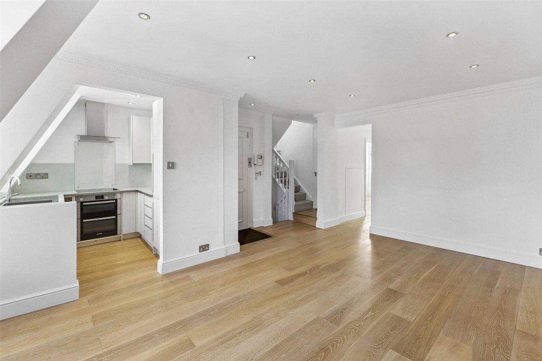 Apartment in Knightsbridge, Kensington And Chelsea, England 2 - 19062644
