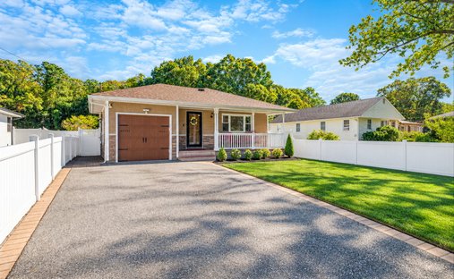 Haus in Coram, New York, Vereinigte Staaten 1