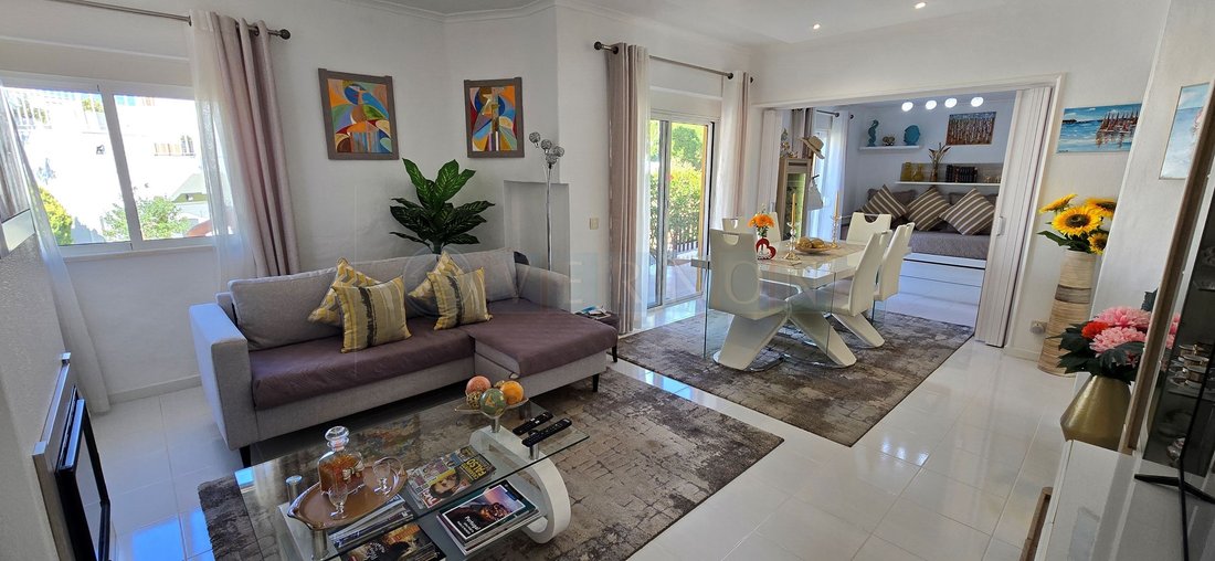 Bungalow in Carvoeiro, Algarve, Portugal 2 - 19064443