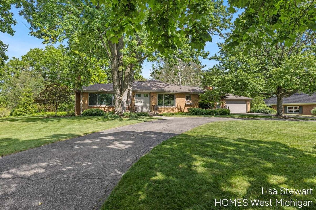 Casa en East Grand Rapids, Míchigan, Estados Unidos 5 - 19059820