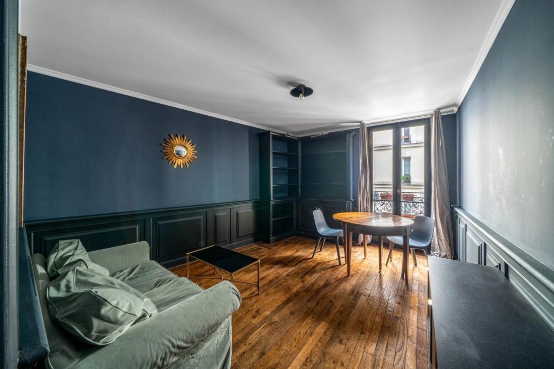 Apartment in Montmartre, Paris 18e Arrondissement, Paris 1 - 19060316
