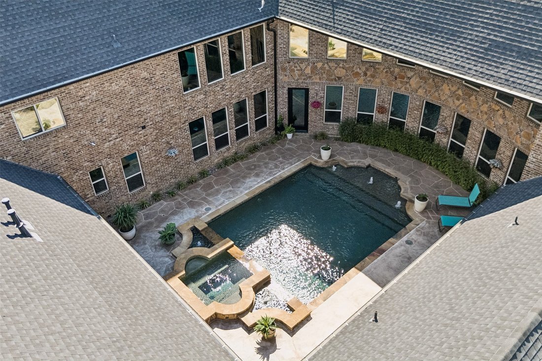 House in Grapevine, Texas, United States 2 - 19060968