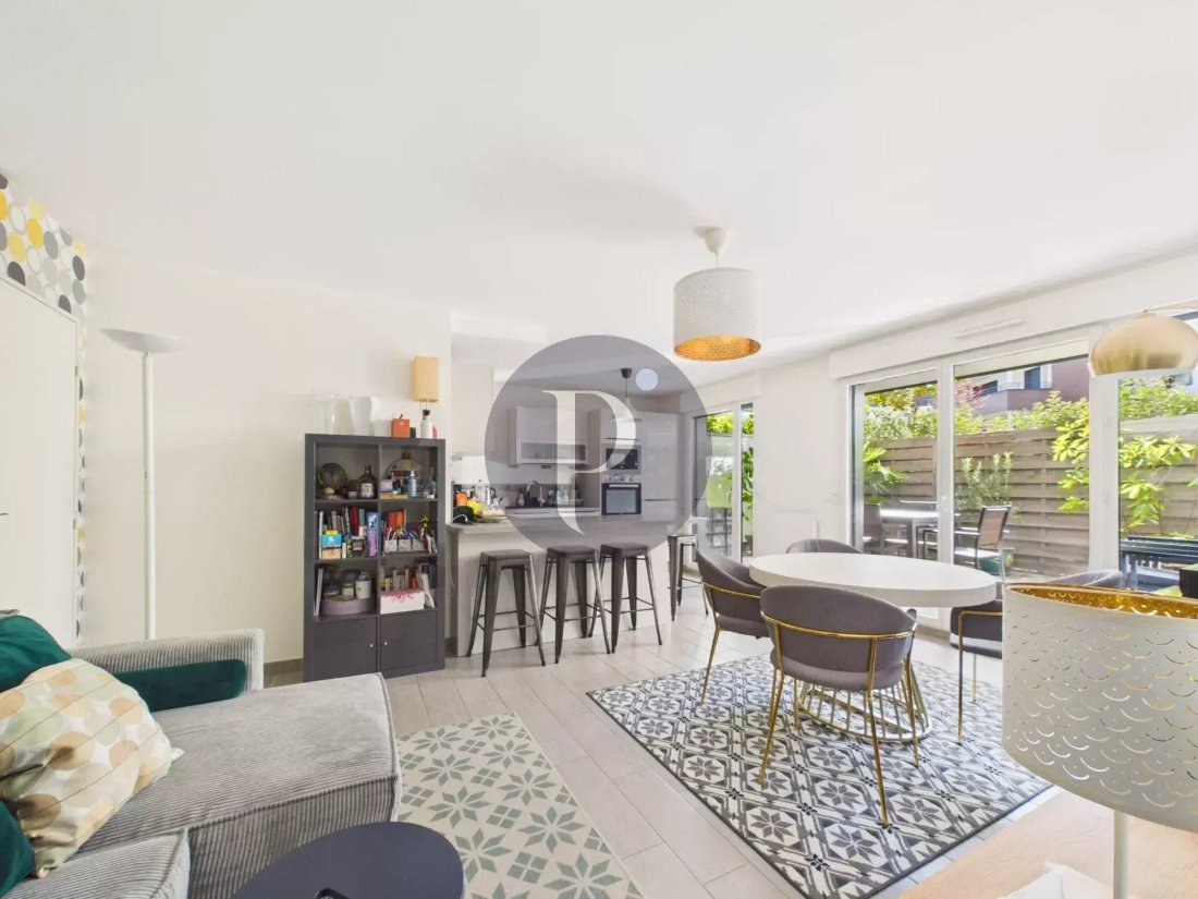 Apartment in Anatole France, Le Plessis-Robinson, France 4 - 18782711