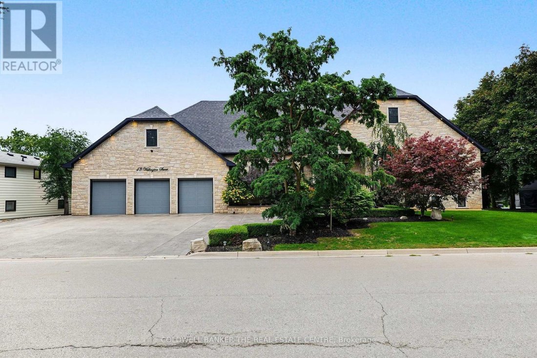 House in King, Ontario, Canada 4 - 19061597
